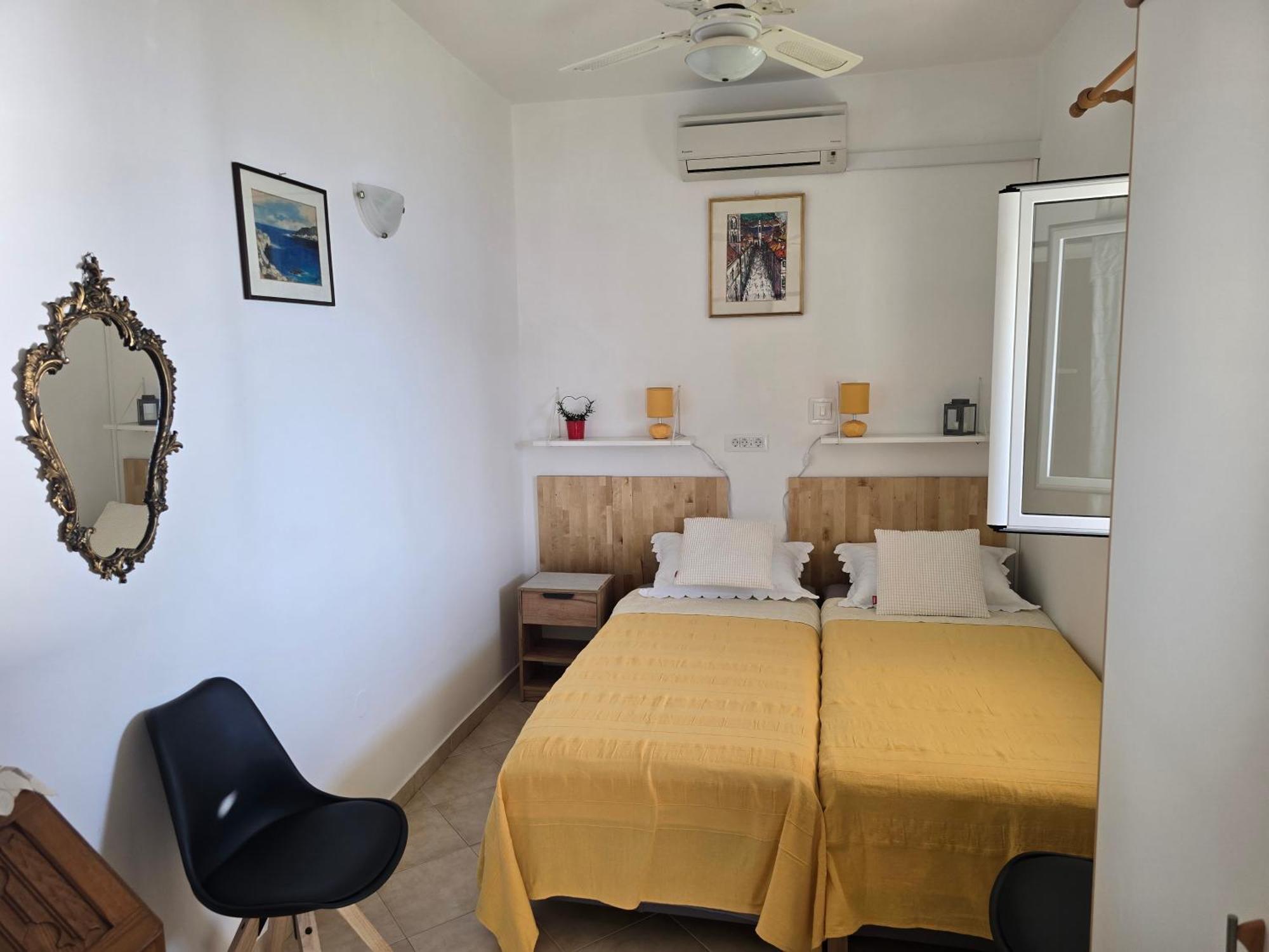 Apartament Bajo - Free Parking *